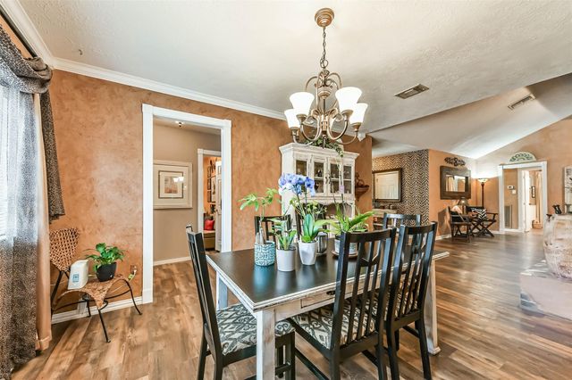 2422 Pilgrims Bend Drive, Friendswood, TX 77546