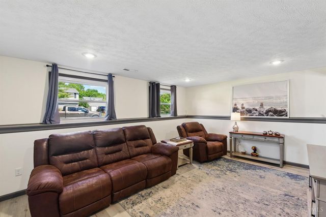 595 Deerfield Drive, Harrison, OH 45030