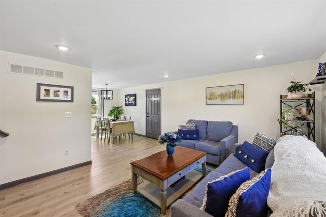 595 Deerfield Drive, Harrison, OH 45030