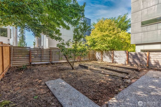 1525 14th Avenue S, Seattle, WA 98144