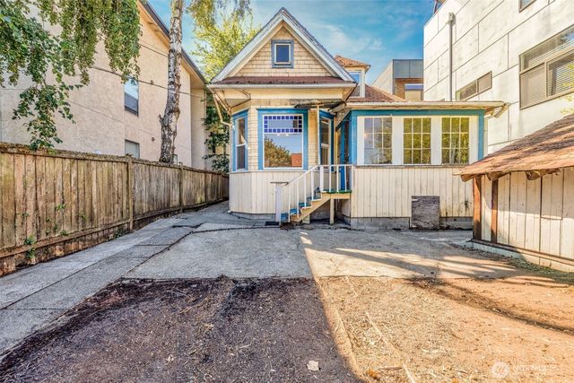 1525 14th Avenue S, Seattle, WA 98144