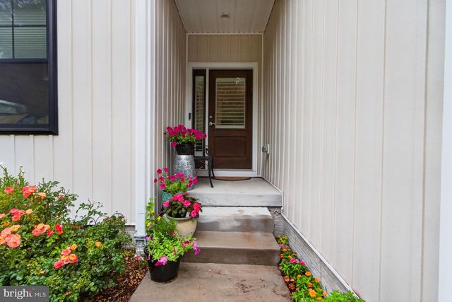 1 STINGRAY HARBOR DR, Ocean View, DE 19970