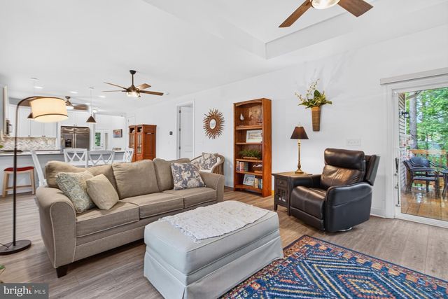 1 STINGRAY HARBOR DR, Ocean View, DE 19970