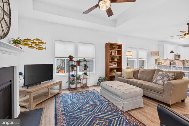1 STINGRAY HARBOR DR, Ocean View, DE 19970