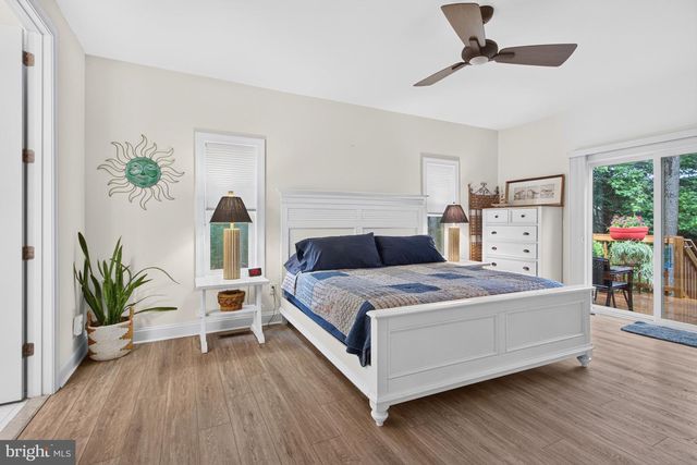 1 STINGRAY HARBOR DR, Ocean View, DE 19970