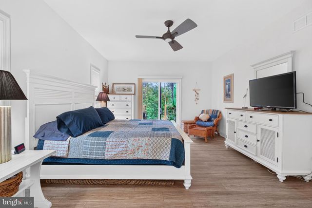 1 STINGRAY HARBOR DR, Ocean View, DE 19970