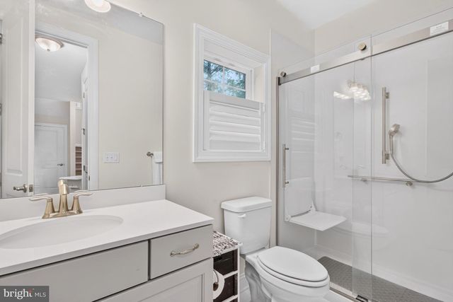 1 STINGRAY HARBOR DR, Ocean View, DE 19970