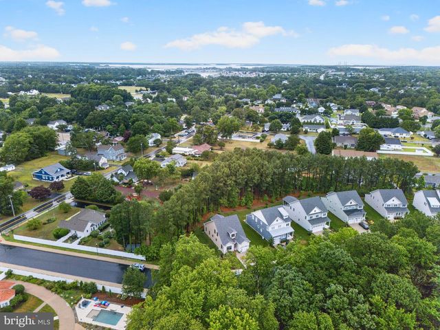 1 STINGRAY HARBOR DR, Ocean View, DE 19970