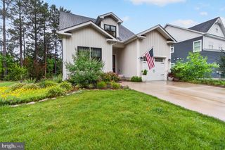 1 STINGRAY HARBOR DR, Ocean View, DE 19970