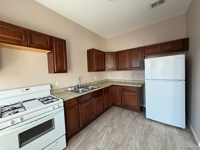 11901 Joseph Campau Street 1, Hamtramck, MI 48212