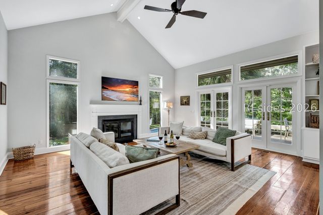 32 Plantation Dr, Hilton Head Island, SC 29928
