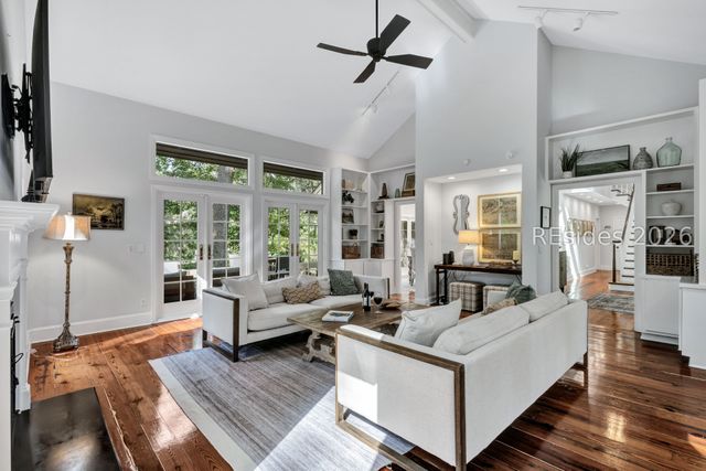 32 Plantation Dr, Hilton Head Island, SC 29928