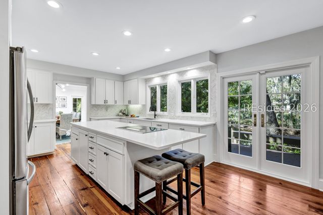 32 Plantation Dr, Hilton Head Island, SC 29928