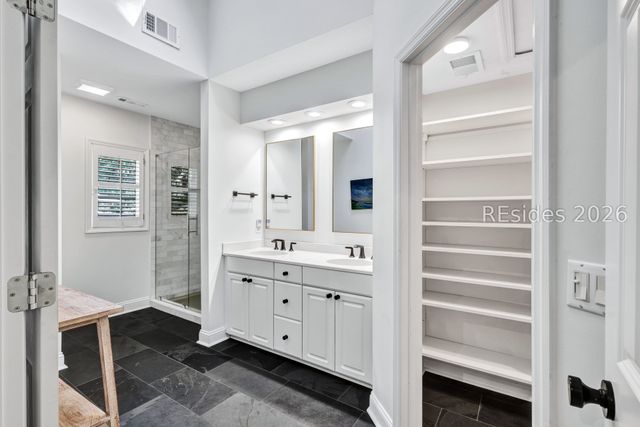 32 Plantation Dr, Hilton Head Island, SC 29928