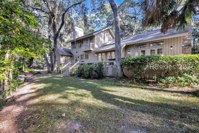 32 Plantation Dr, Hilton Head Island, SC 29928