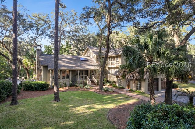 32 Plantation Dr, Hilton Head Island, SC 29928