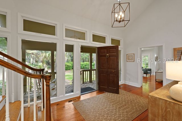 32 Plantation Dr, Hilton Head Island, SC 29928