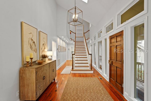 32 Plantation Dr, Hilton Head Island, SC 29928