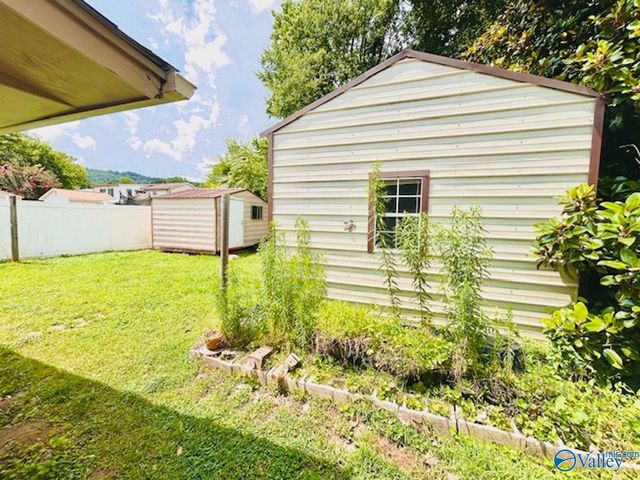 3606 Kenard Avenue, Huntsville, AL 35810