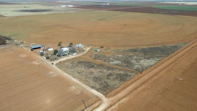 3051 Mason Road, Shallowater, TX 79363