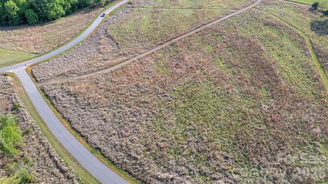 2033 Crestone Way 239, Connelly Springs, NC 28612