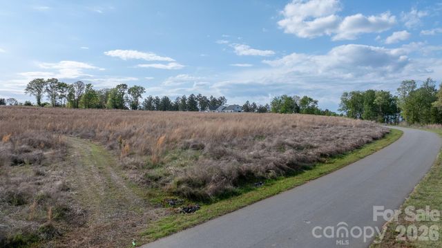 2033 Crestone Way 239, Connelly Springs, NC 28612