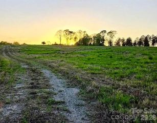 2033 Crestone Way 239, Connelly Springs, NC 28612