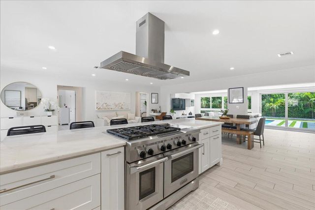 2210 NE 34TH Court, Lighthouse Point, FL 33064