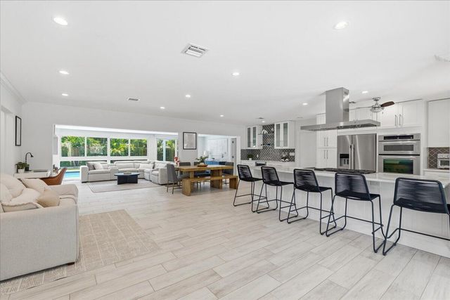 2210 NE 34TH Court, Lighthouse Point, FL 33064