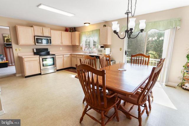 9 S REDSPIRE CT, Newark, DE 19702