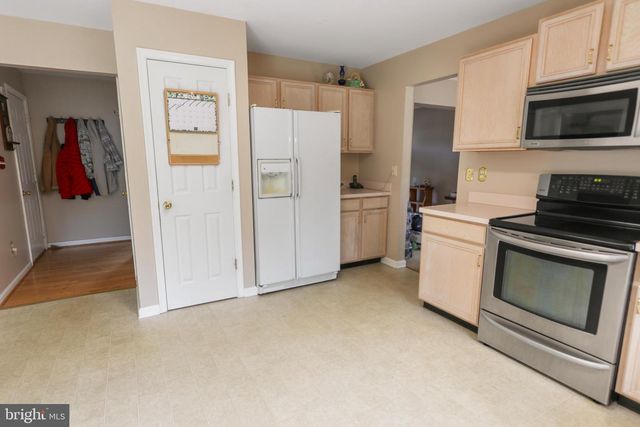 9 S REDSPIRE CT, Newark, DE 19702