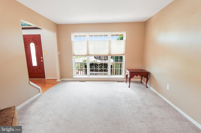 9 S REDSPIRE CT, Newark, DE 19702