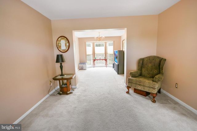 9 S REDSPIRE CT, Newark, DE 19702