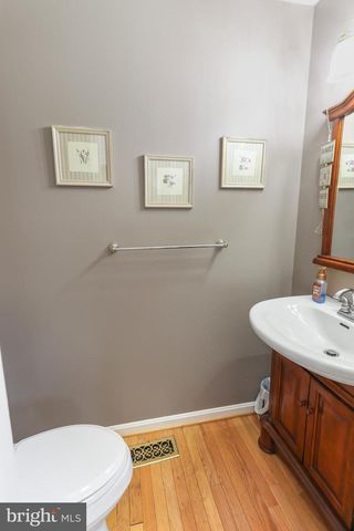 9 S REDSPIRE CT, Newark, DE 19702