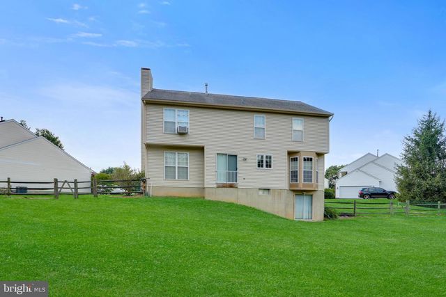 9 S REDSPIRE CT, Newark, DE 19702