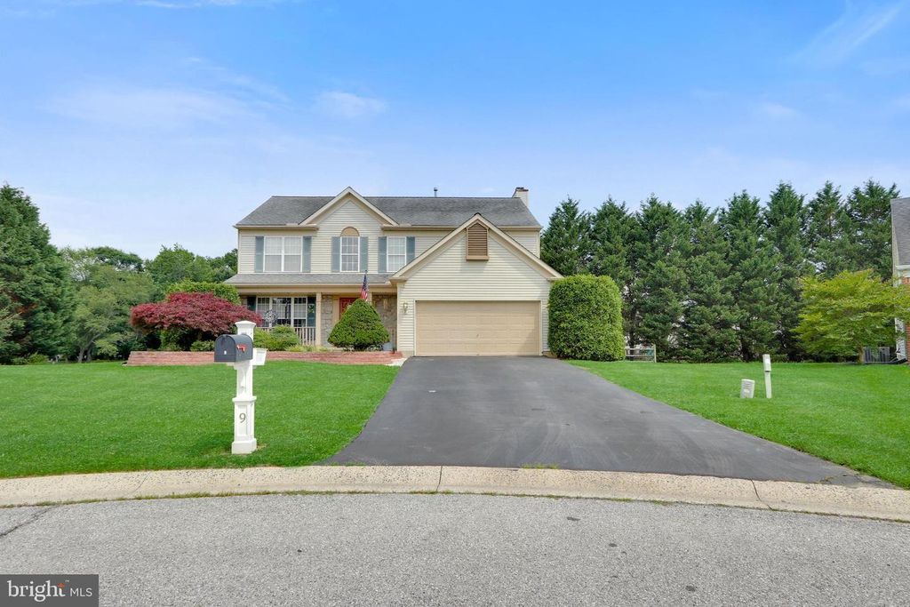 9 S REDSPIRE CT, Newark, DE 19702