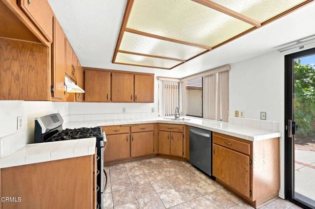 192 La Veta Drive, Camarillo, CA 93012