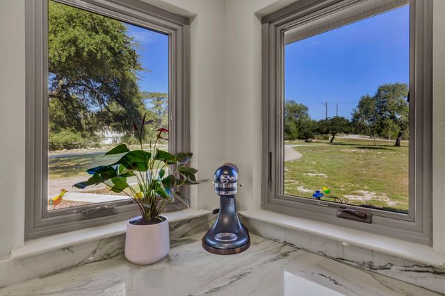 260 Mexican Hat DR, Spring Branch, TX 78070