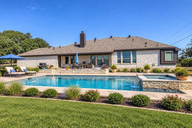 260 Mexican Hat DR, Spring Branch, TX 78070