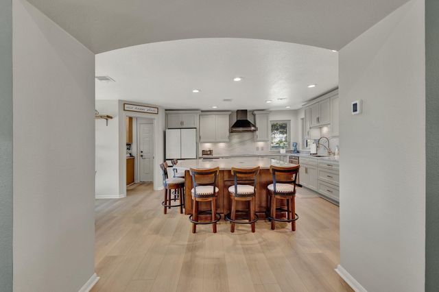 260 Mexican Hat DR, Spring Branch, TX 78070