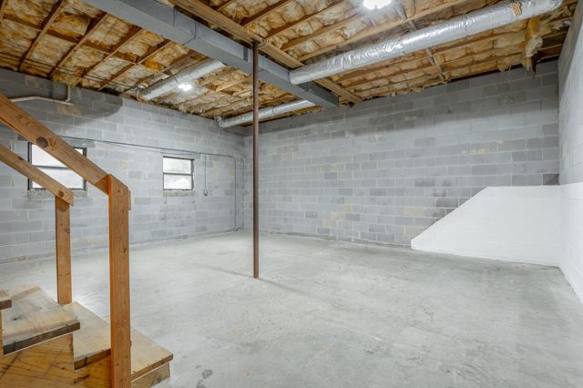 710 Hurricane Creek Road, Chattanooga, TN 37421