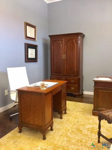 418 N Main Street 3, Salado, TX 76571