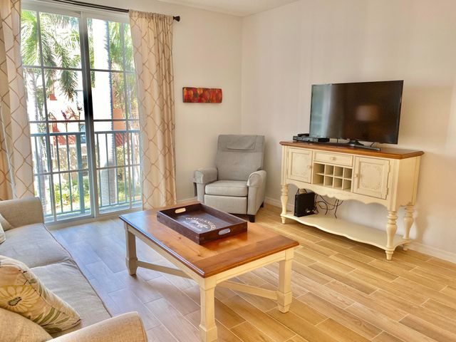 720 S Sapodilla Avenue 312, West Palm Beach, FL 33401
