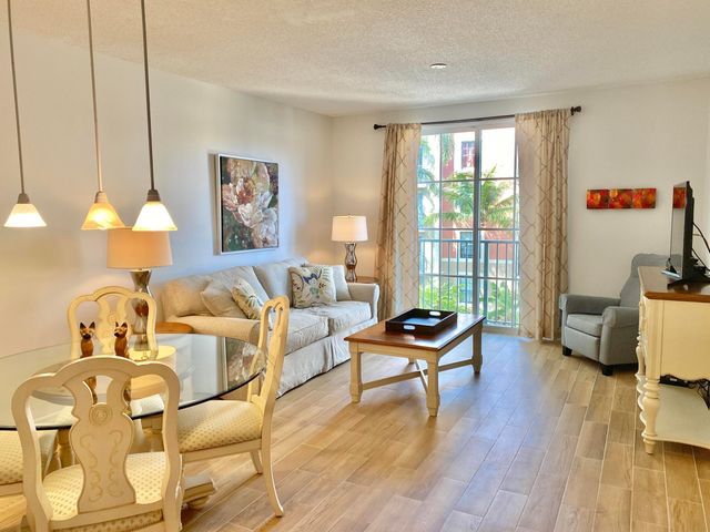 720 S Sapodilla Avenue 312, West Palm Beach, FL 33401