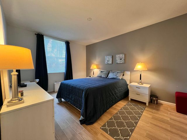 720 S Sapodilla Avenue 312, West Palm Beach, FL 33401