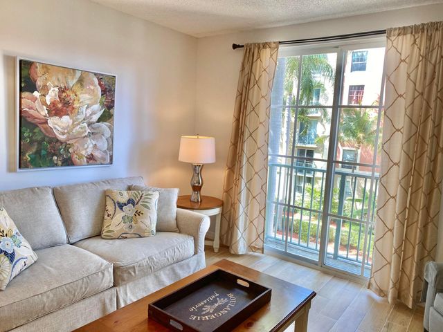 720 S Sapodilla Avenue 312, West Palm Beach, FL 33401