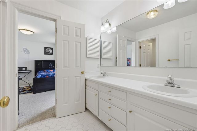 3525 Prestwick Drive, Fayetteville, NC 28303