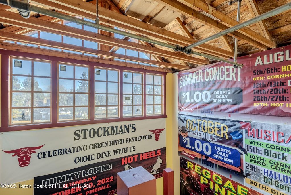 117 W PINE Street, Pinedale, WY 82941 photo 16