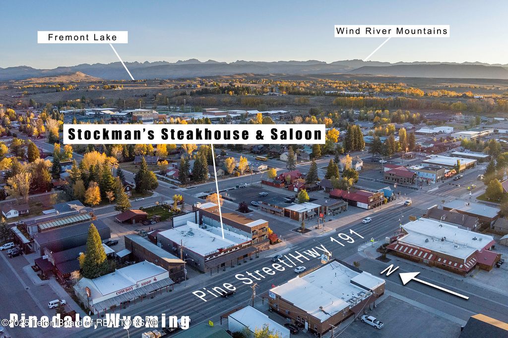 117 W PINE Street, Pinedale, WY 82941 photo 2