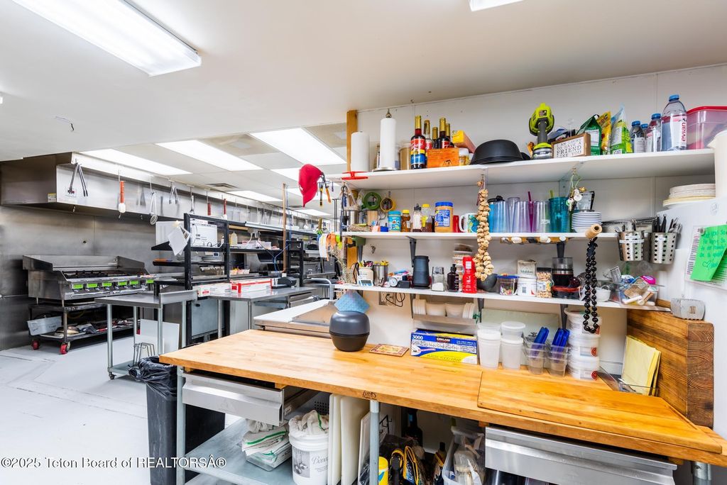 117 W PINE Street, Pinedale, WY 82941 photo 49